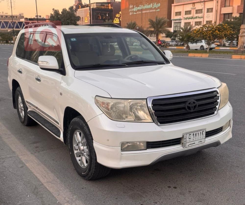 تويوتا لاندكروزر